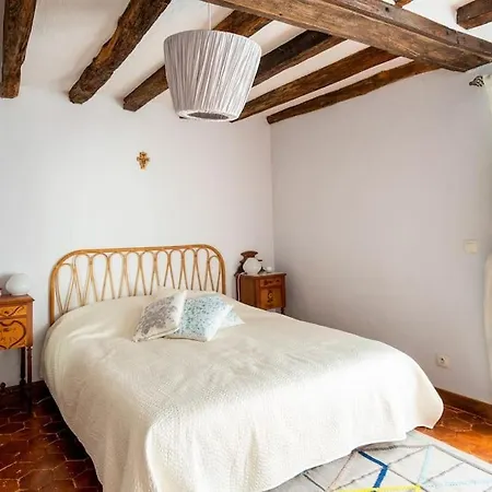 Magnifique Longere Du Perche Avec Vue Panoramique Et Piscine Pour 9 Personnes