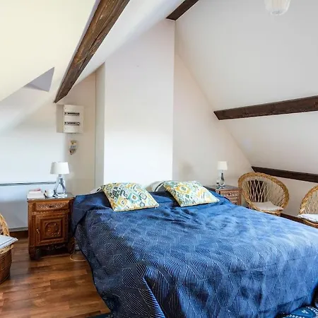 Magnifique Longere Du Perche Avec Vue Panoramique Et Piscine Pour 9 Personnes Vila *