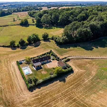 Vila Magnifique Longere Du Perche Avec Vue Panoramique Et Piscine Pour 9 Personnes