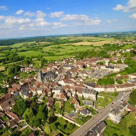Vila Magnifique Longere Du Perche Avec Vue Panoramique Et Piscine Pour 9 Personnes