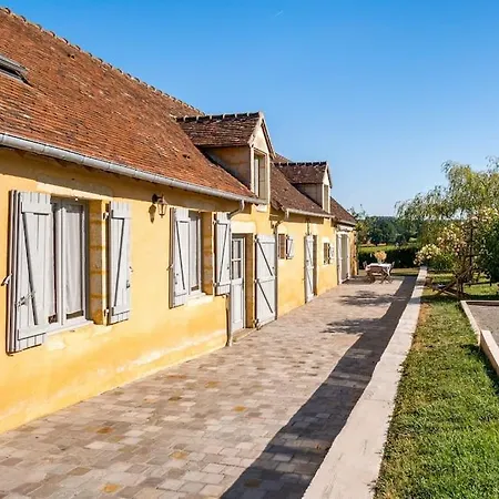 Magnifique Longere Du Perche Avec Vue Panoramique Et Piscine Pour 9 Personnes *