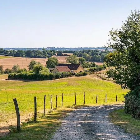 Magnifique Longere Du Perche Avec Vue Panoramique Et Piscine Pour 9 Personnes Le Gue-de-la-Chaine