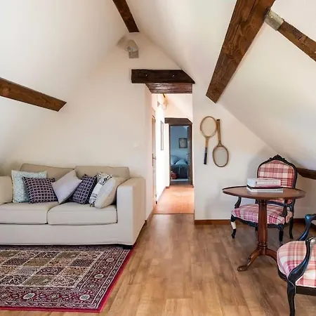 Magnifique Longere Du Perche Avec Vue Panoramique Et Piscine Pour 9 Personnes *