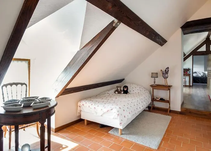 Magnifique Longere Du Perche Avec Vue Panoramique Et Piscine Pour 9 Personnes Vila *