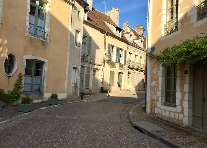 Magnifique Longere Du Perche Avec Vue Panoramique Et Piscine Pour 9 Personnes *