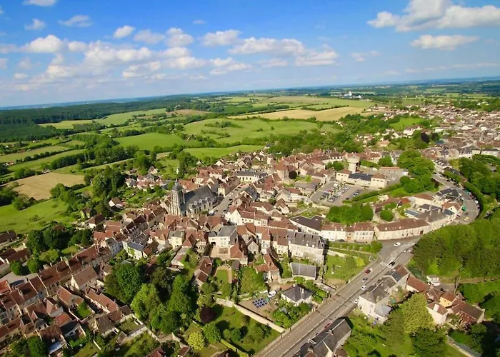 Vila Magnifique Longere Du Perche Avec Vue Panoramique Et Piscine Pour 9 Personnes