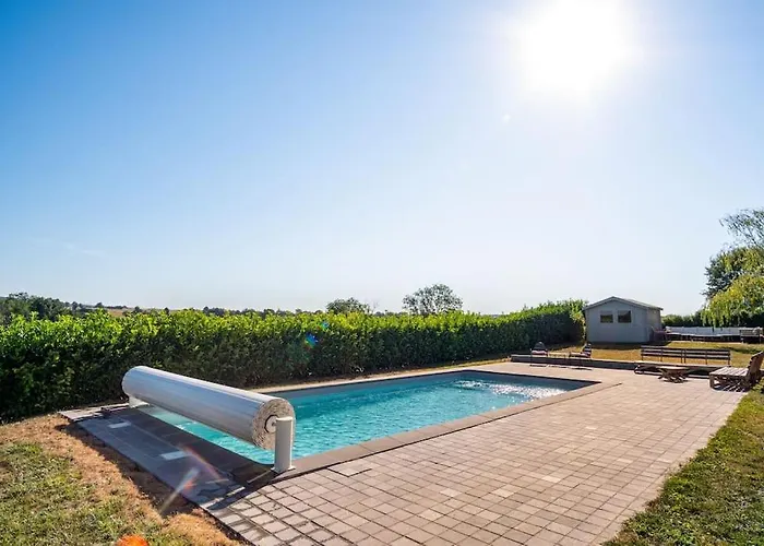Magnifique Longere Du Perche Avec Vue Panoramique Et Piscine Pour 9 Personnes Le Gue-de-la-Chaine