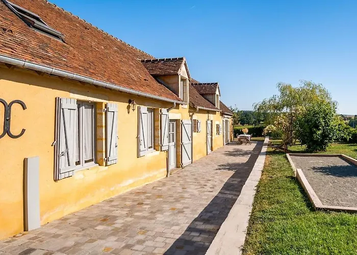 Magnifique Longere Du Perche Avec Vue Panoramique Et Piscine Pour 9 Personnes *