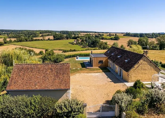 Magnifique Longere Du Perche Avec Vue Panoramique Et Piscine Pour 9 Personnes *