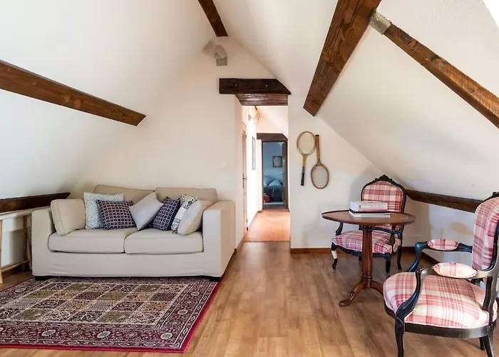 Magnifique Longere Du Perche Avec Vue Panoramique Et Piscine Pour 9 Personnes *